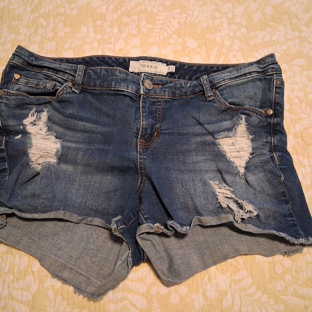 Women's Shorts, Torrid, Medium Blue, Size 16